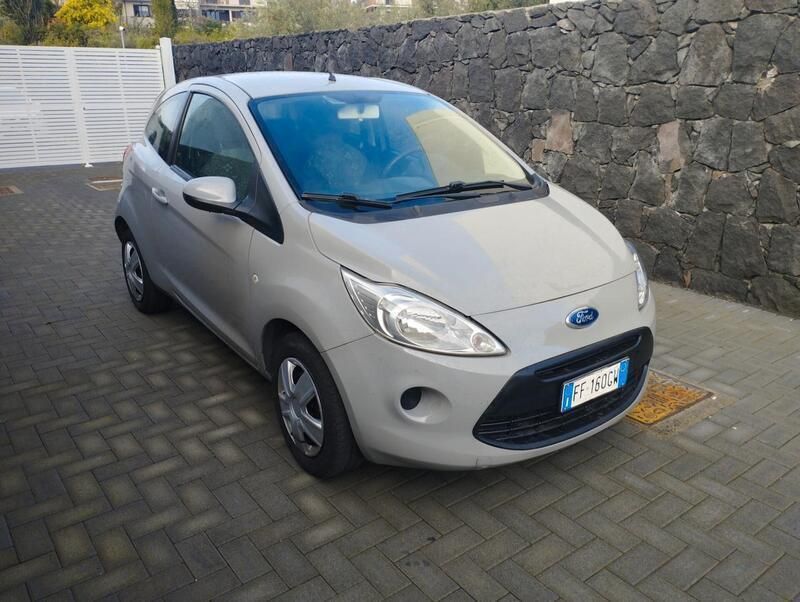 Usata Ford Ka 66 CV (48 kW) 2015 Grigio Utilitaria