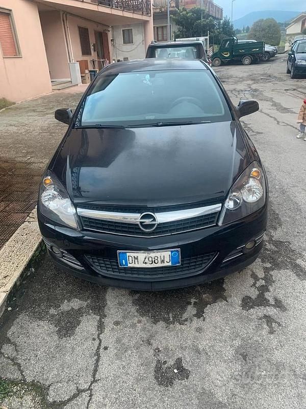 Usata Opel Astra 2007 Nero Berlina