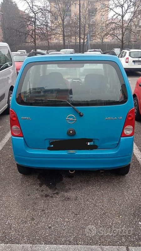 Usata Opel Agila 2002 Blu Monovolume