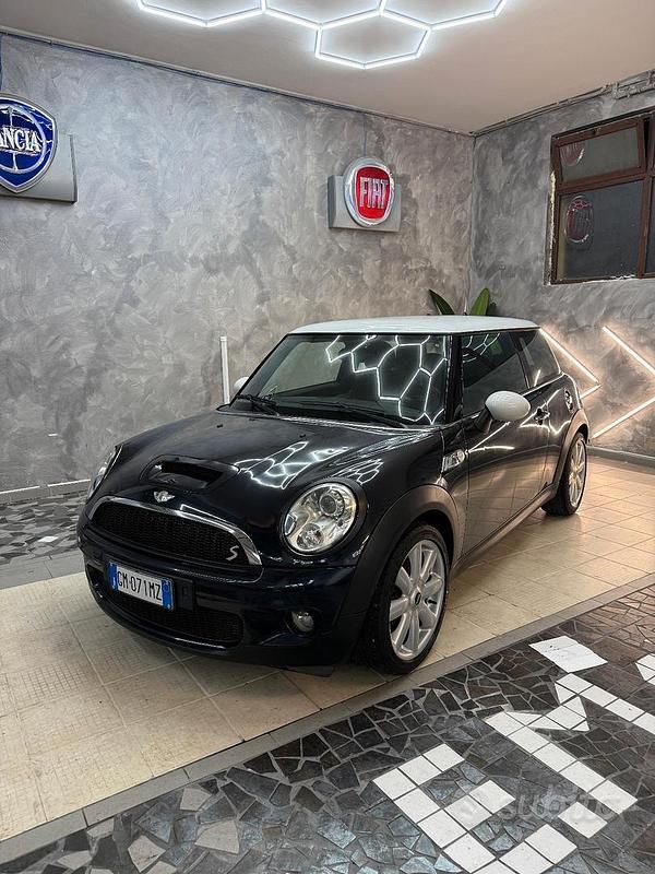 Usata Mini Cooper S 175 CV (128 kW) 2007 Nero Utilitaria