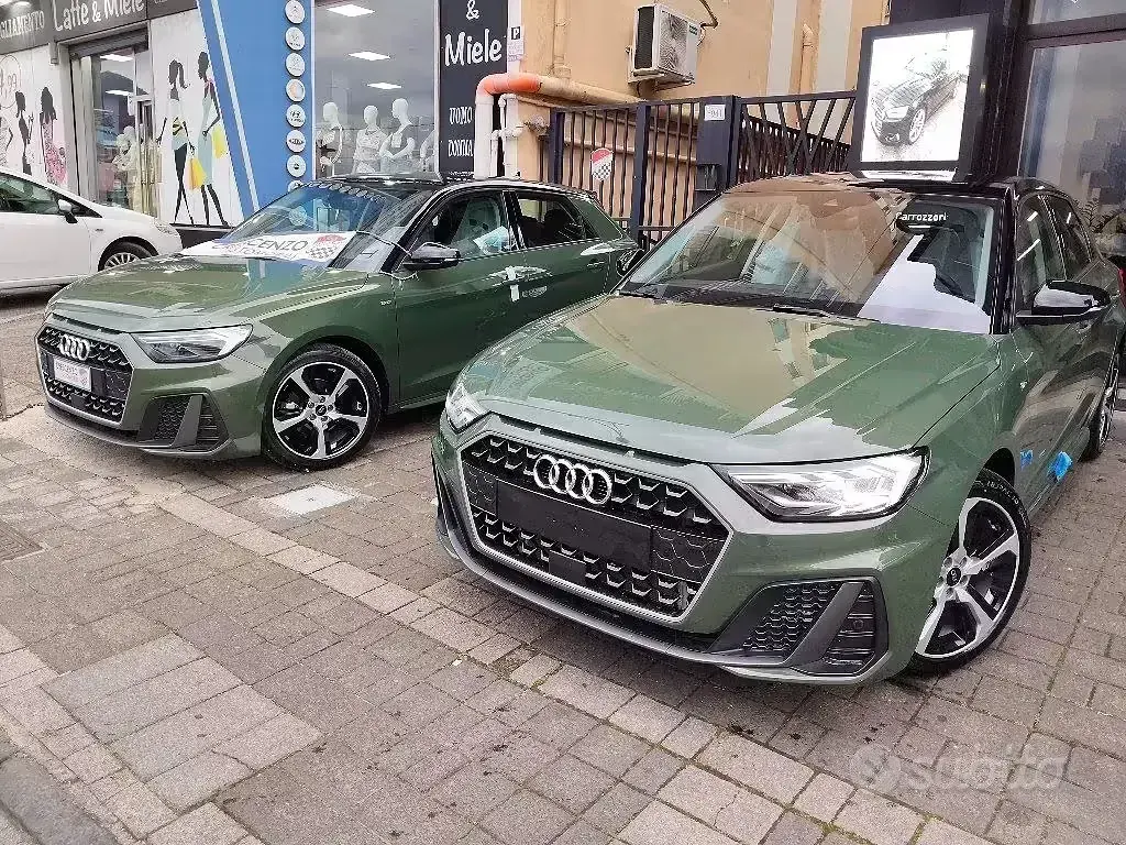 Nuova Audi A1 S-Line 116 CV (85 kW) 2026 Verde SUV