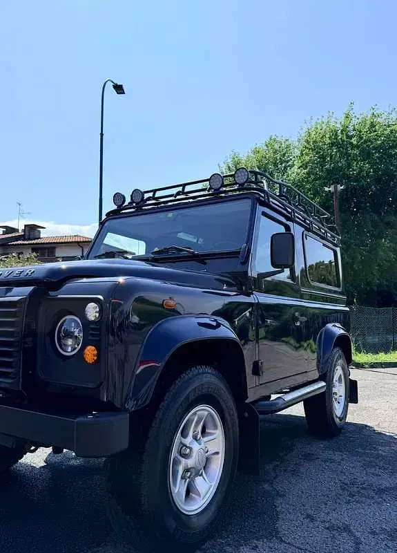 Usata Land Rover Defender S 122 CV (89 kW) 2011 Blu/azzurro Station wagon