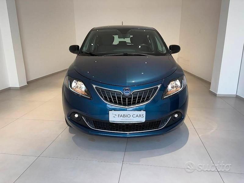Usata Lancia Ypsilon Gold 70 CV (51 kW) 2023 Other Utilitaria
