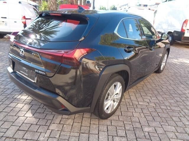 Usata Lexus UX Business Edition 152 CV (111 kW) 2020 Nero SUV