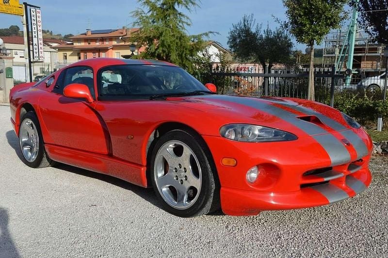 Usata Dodge Viper 383 CV (281 kW) 2000 Rosso Coupé