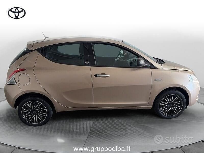 Usata Lancia Ypsilon Gold 2018 Giallo Utilitaria