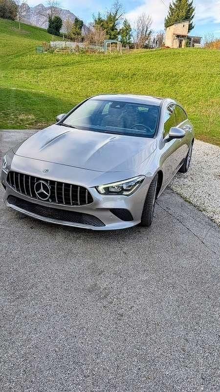 Usata Mercedes CLA200 150 CV (110 kW) 2020 Grigio Station wagon