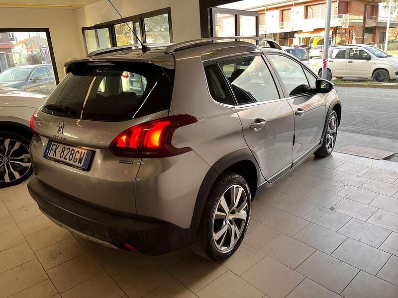 Usata Peugeot 2008 Allure 110 CV (80 kW) 2017 Grigio SUV