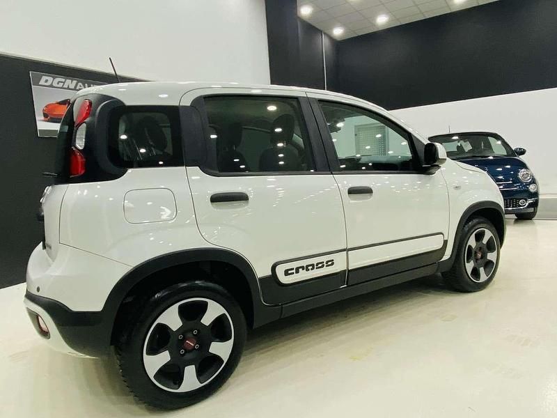 Usata Fiat Panda Cross Cross 69 CV (50 kW) 2023 Bianco 296 Utilitaria
