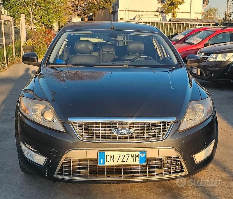 Usata Ford Mondeo Titanium 140 CV (102 kW) 2008 Grigio Station wagon