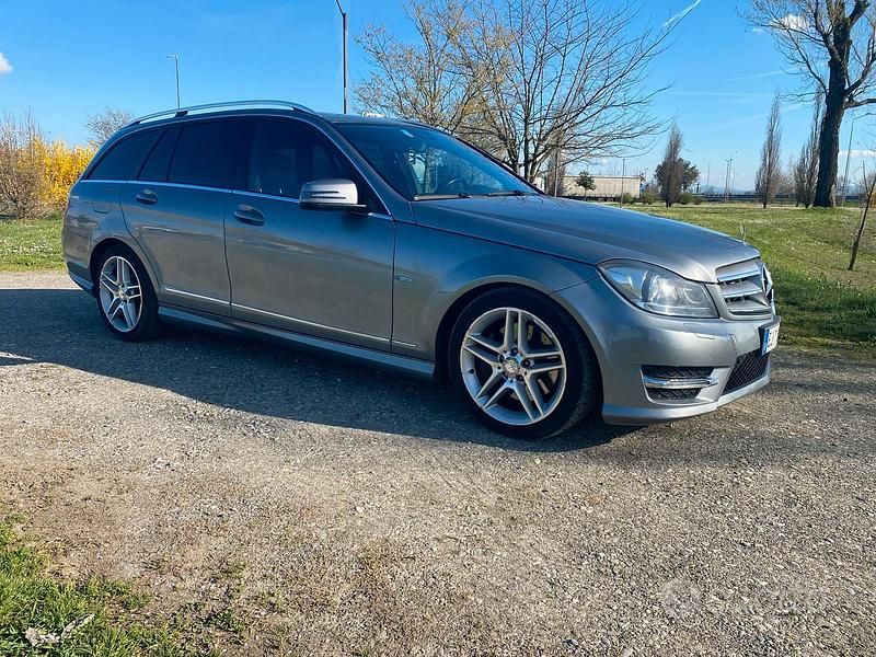 Begagnad Mercedes C250 Avantgarde 204 HK (150 kW) 2011 Grå Kombi