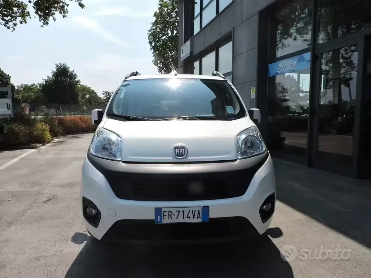 Usata Fiat Qubo Lounge 70 CV (51 kW) 2018 Bianco Monovolume