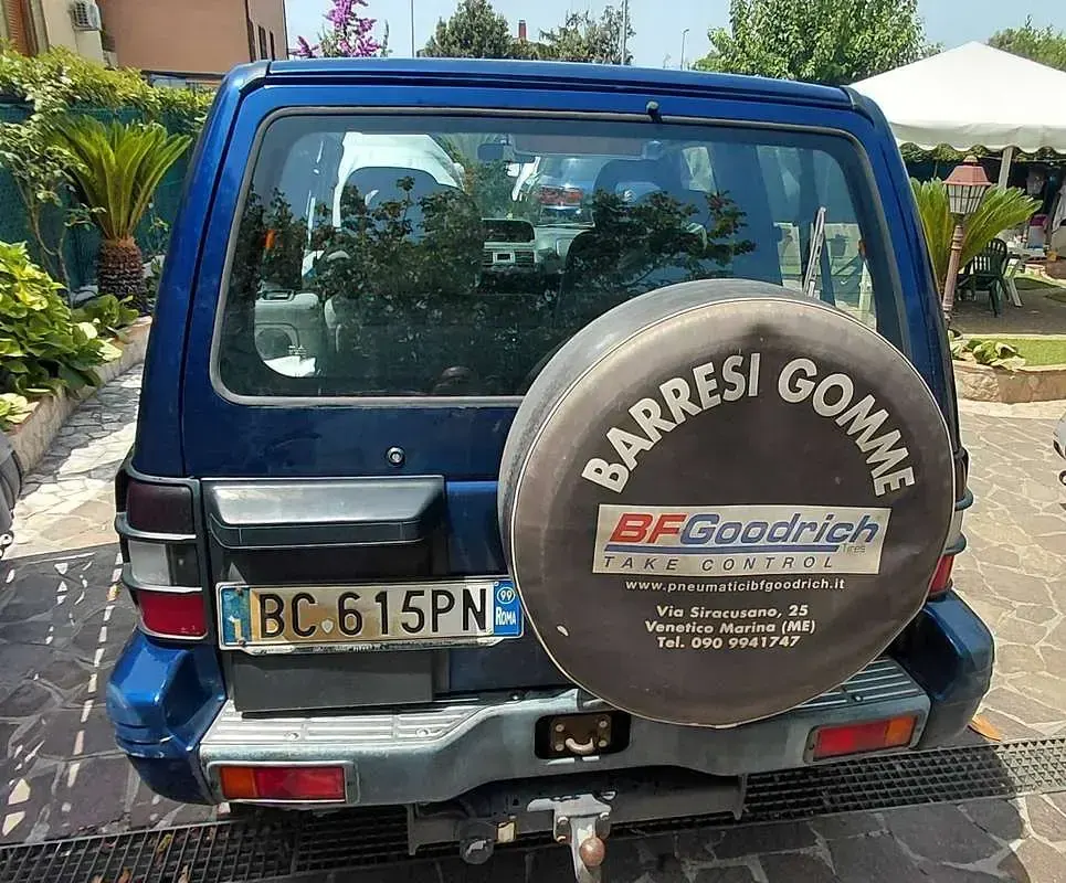 Usata Mitsubishi Pajero Top 125 CV (91 kW) 1998 Blu/azzurro SUV
