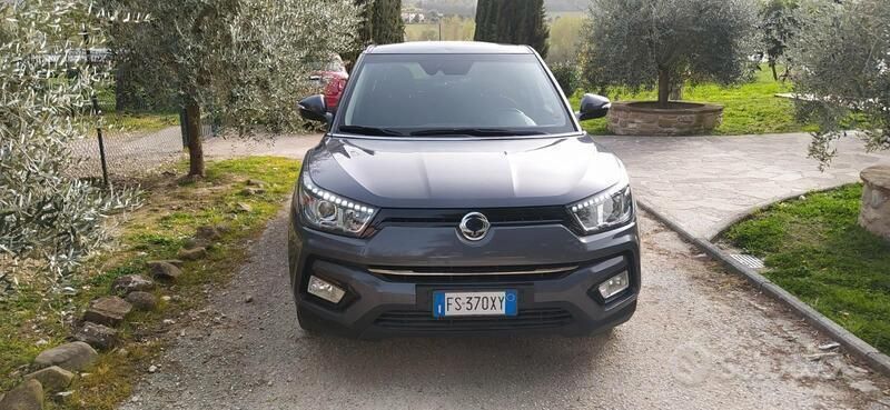 Usata 2018 Ssangyong Tivoli SUV | 13.900 € (Molto cara) - Immagine 1/4