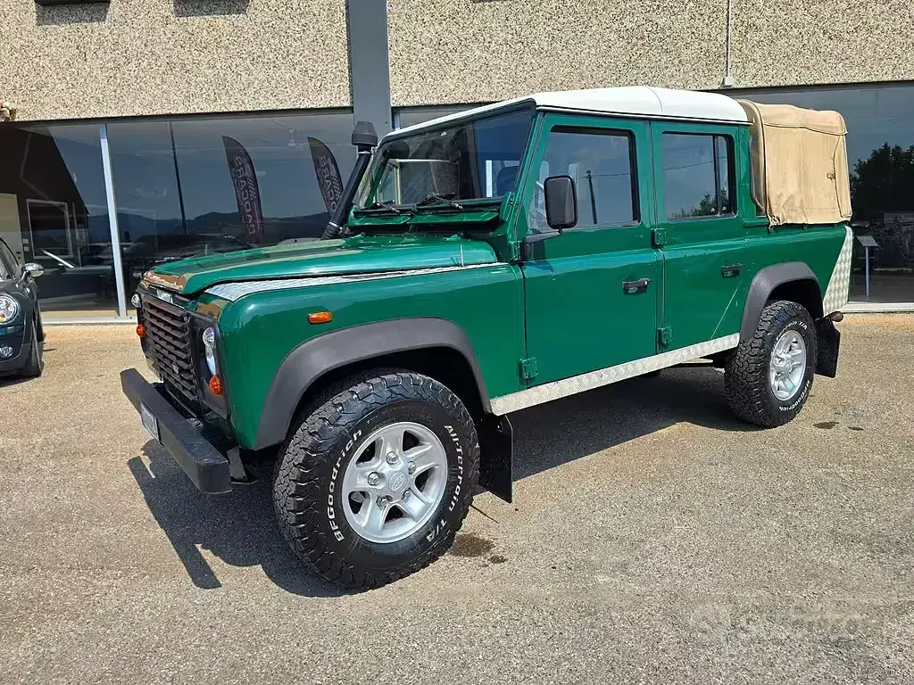 Usata Land Rover Defender 122 CV (89 kW) 2002 Verde SUV
