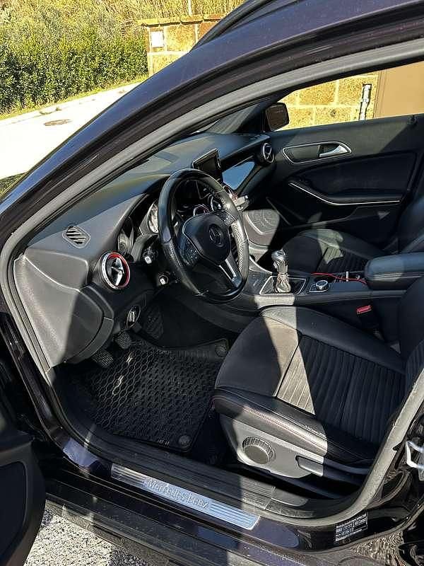 Begagnad Mercedes GLA200 136 HK (100 kW) 2014 SUV
