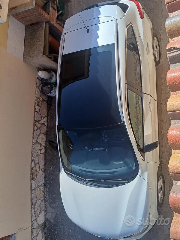 Bianco Usata 2016 Nissan Qashqai SUV | 12.500 € (Cara) - Immagine 1/4