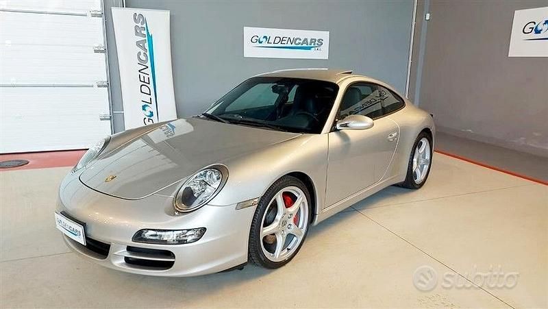 Usata Porsche 911 Carrera S 355 CV (261 kW) 2005 Grigio Coupé