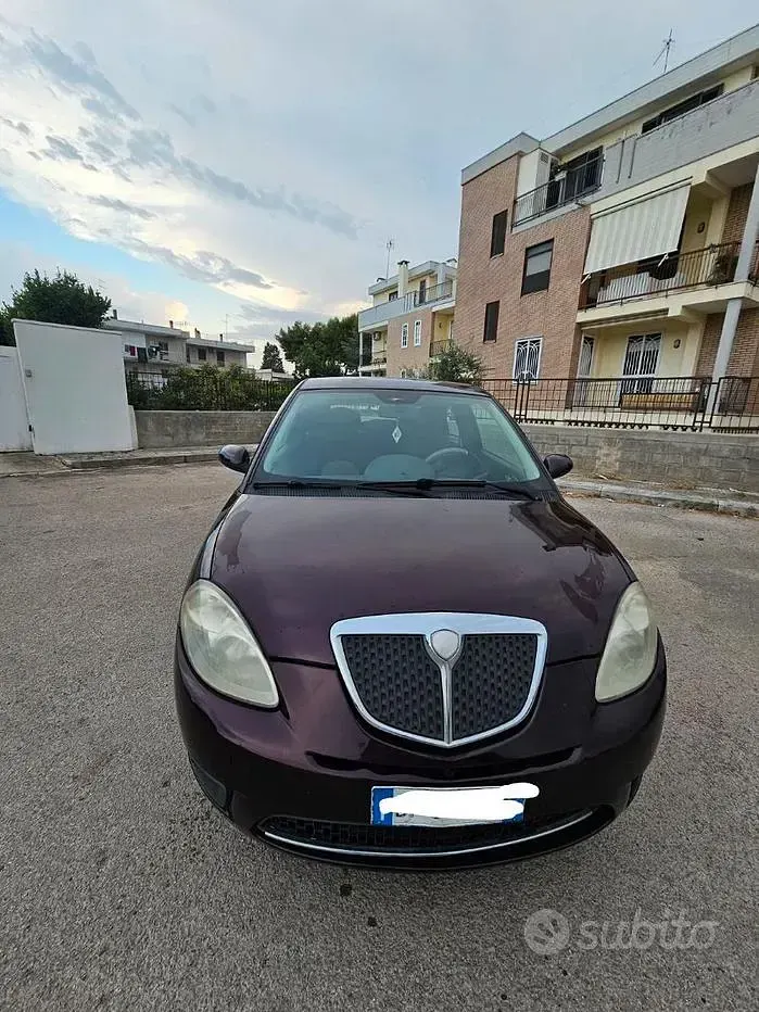 Usata Lancia Ypsilon 60 CV (44 kW) 2007 Utilitaria