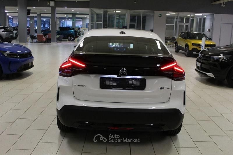 Nuova Citroën e-C4 Feel 100 kW (136 CV) 2026 Bianco Berlina