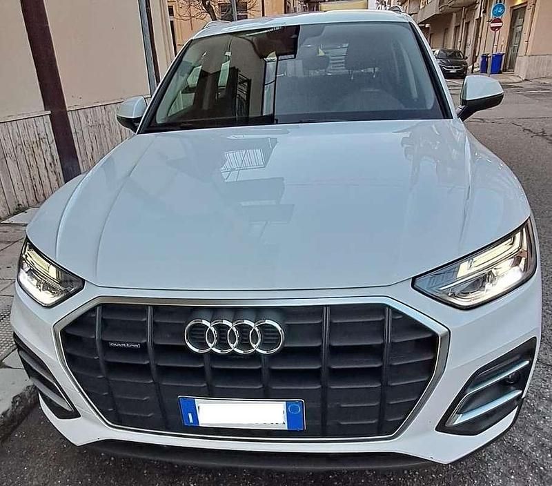 Usata Audi Q5 Business 204 CV (150 kW) 2021 Bianco SUV