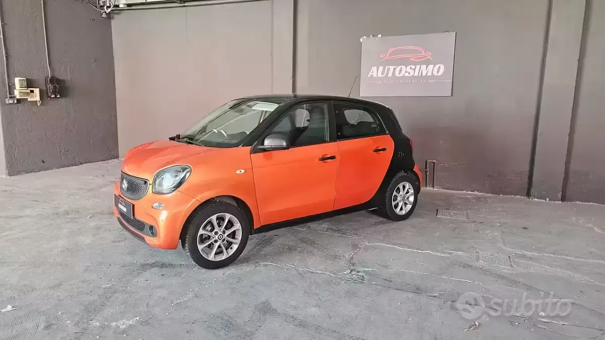 Usata Smart ForFour 71 CV (52 kW) 2017 Arancione Utilitaria