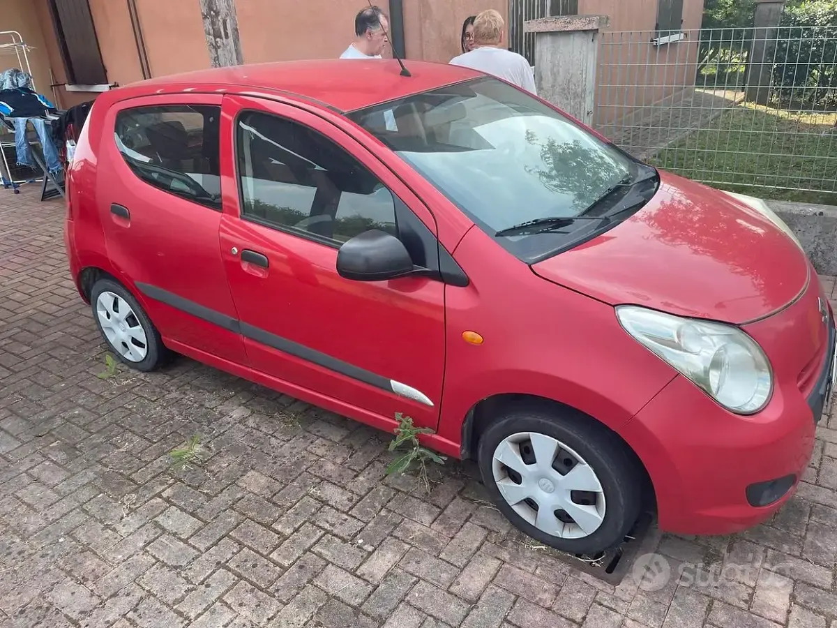 Usata Suzuki Alto 68 CV (50 kW) 2012 Utilitaria