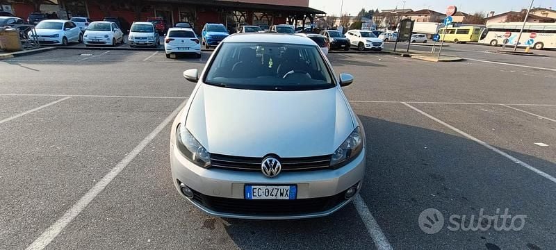 Usata VW Golf VI Comfortline 105 CV (77 kW) 2010 Grigio Utilitaria