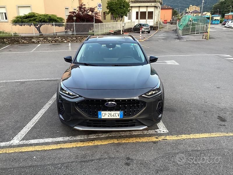 Usata Ford Focus 100 CV (73 kW) 2023 Grigio Station wagon