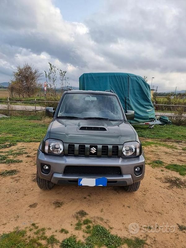 Verde Usata 2017 Suzuki Jimny SUV | 21.000 € (Molto cara) - Immagine 1/4