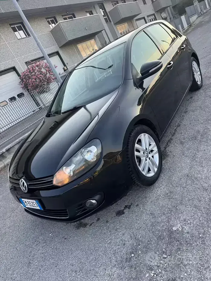 Usata VW Golf VII Highline 105 CV (77 kW) 2012 Nero Berlina