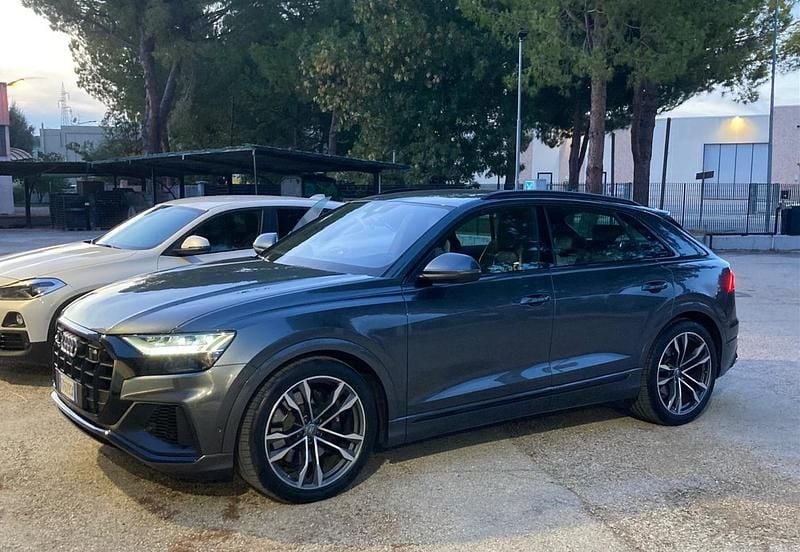 Grigio Usata 2019 Audi SQ8 SUV | 66.000 € (Buon prezzo) - Immagine 1/4