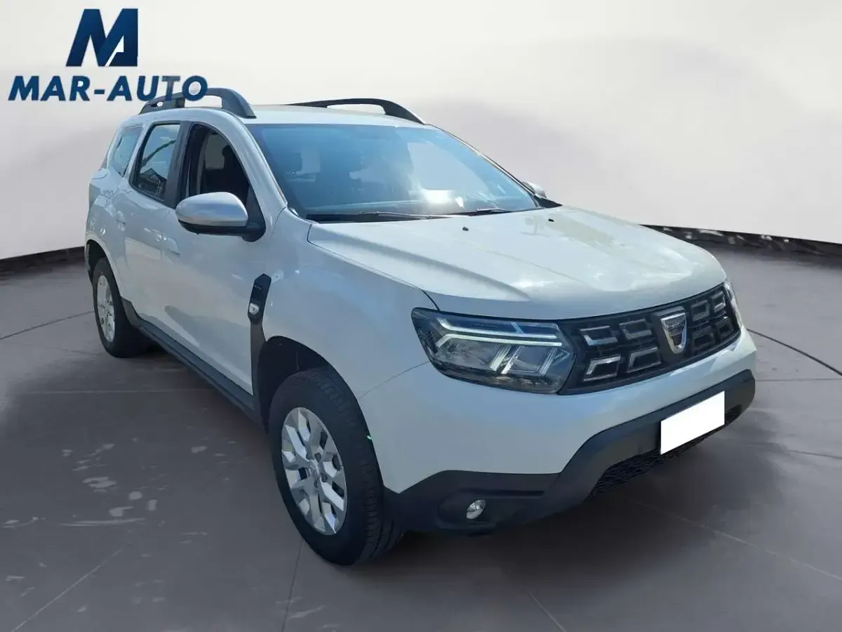 Usata Dacia Duster Comfort 114 CV (83 kW) 2022 Bianco SUV