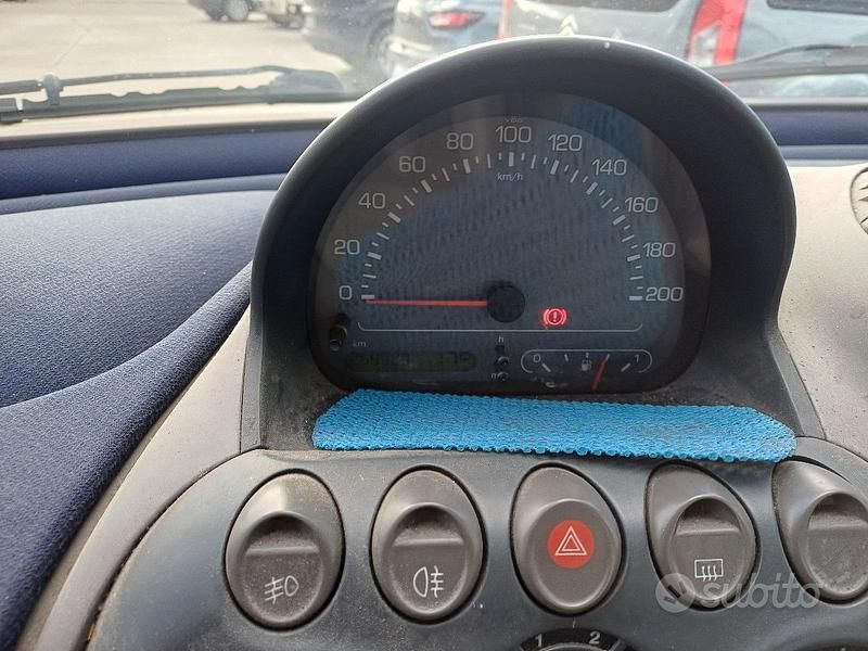 Usata Fiat Multipla 110 CV (80 kW) 2001 Blu Monovolume