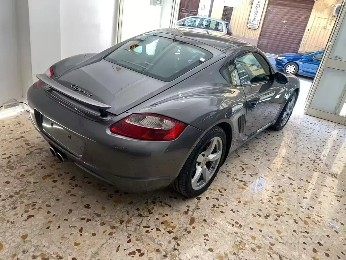 Usata Porsche Cayman 245 CV (180 kW) 2007 Grigio Coupé