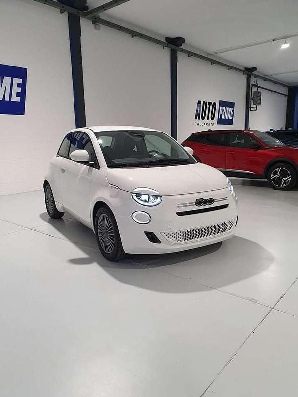 Nuova Fiat 500 69 CV (50 kW) 2026 Bianco Berlina