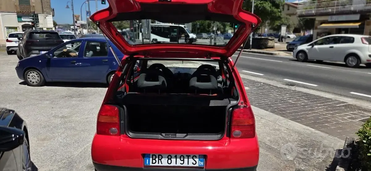 Usata VW Lupo 75 CV (55 kW) 2001 Rosso Utilitaria