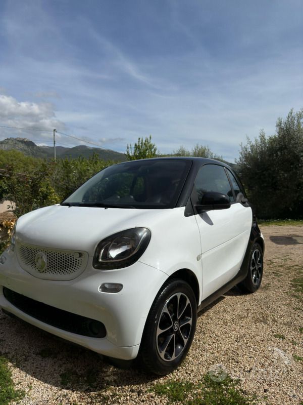 Usata Smart ForTwo Coupé Passion 71 CV (52 kW) 2016 Utilitaria
