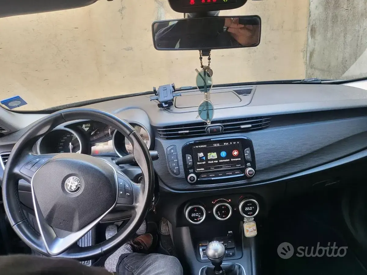 Usata Alfa Romeo Giulietta 120 CV (88 kW) 2016 Nero Utilitaria