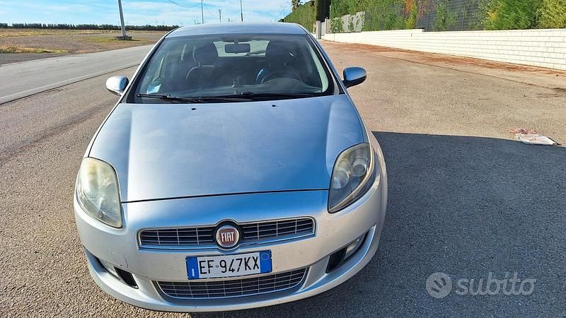 Usata Fiat Bravo 120 CV (88 kW) 2010 Grigio Utilitaria