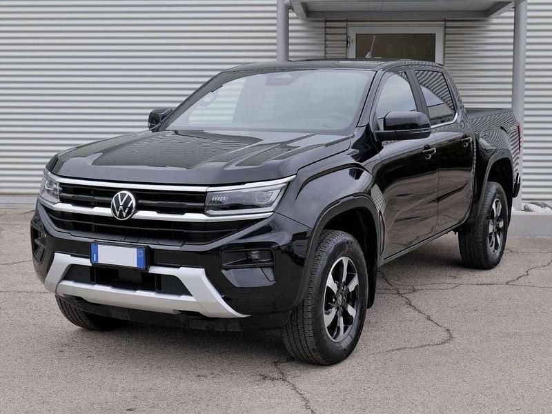 Nero Usata 2024 VW Amarok Style Pick-up | 46.000 € (Buon prezzo) - Immagine 1/4
