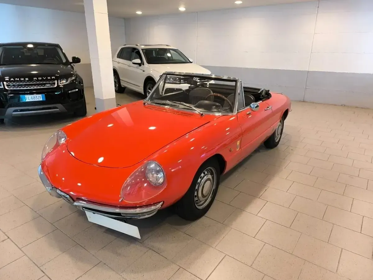 Usata Alfa Romeo Spider 118 CV (86 kW) 1968 Rosso Cabrio