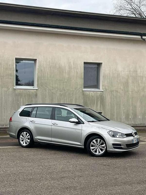 Usata VW Golf VI Comfortline 105 CV (77 kW) 2011 Other Utilitaria