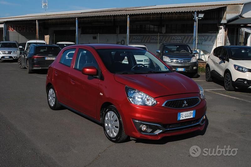 Usata Mitsubishi Space Star Invite 71 CV (52 kW) 2017 Rosso Utilitaria