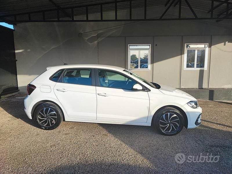 Gebraucht VW Polo Style 90 PS (66 kW) 2022 Weiß Kleinwagen