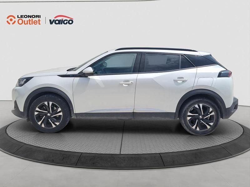 Begagnad Peugeot e-2008 Allure 100 kW (136 HK) 2022 Vit SUV