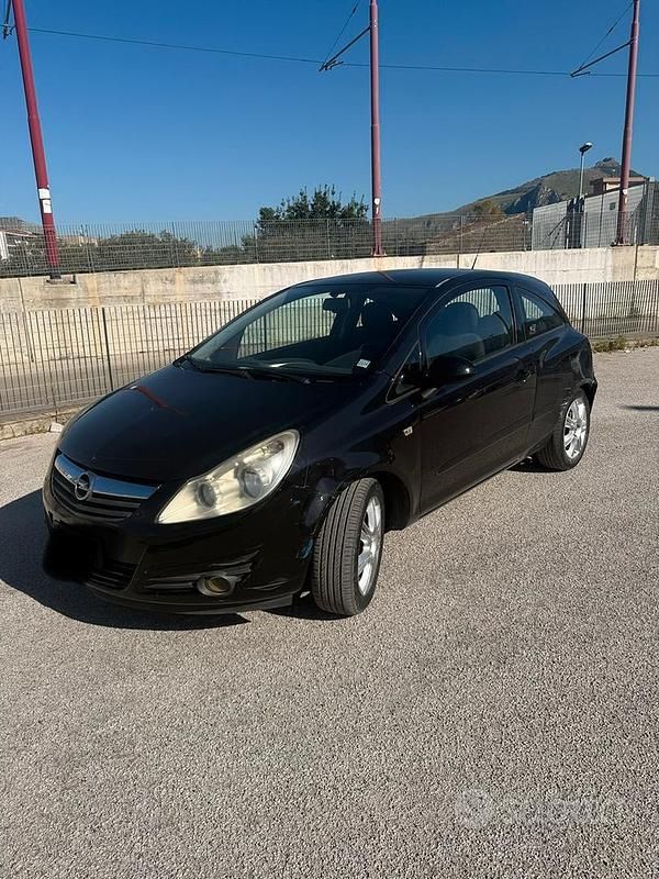 Usata Opel Corsa 2007 Utilitaria