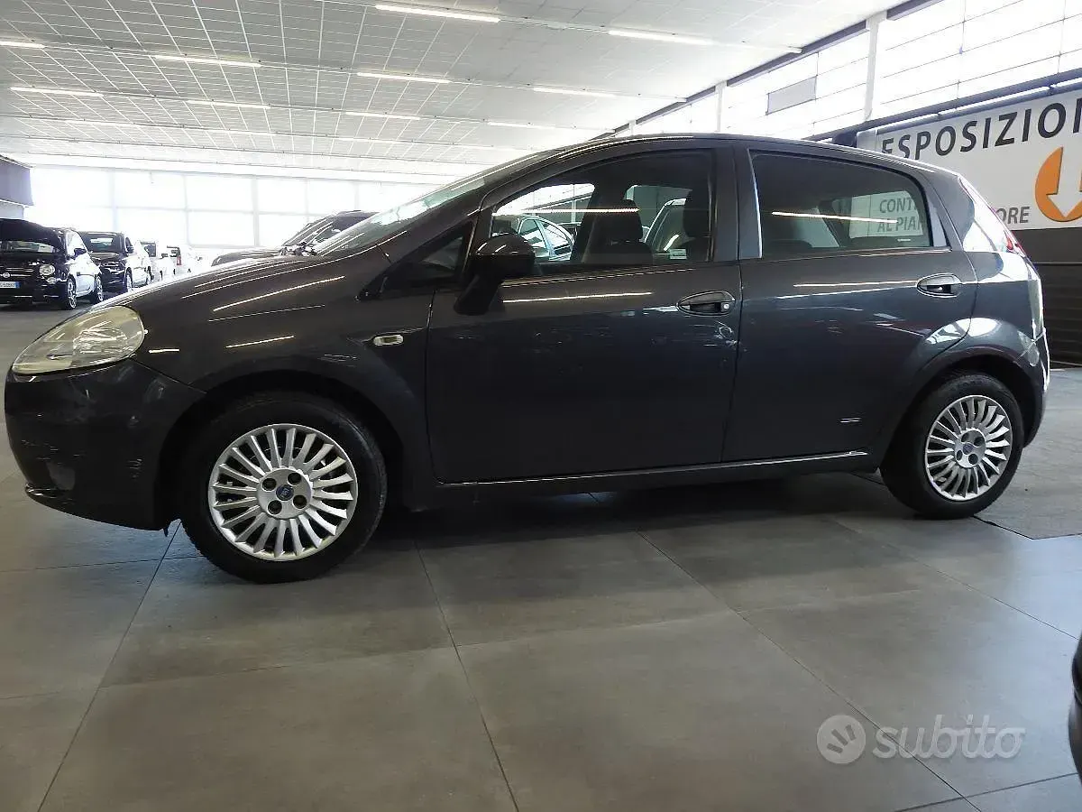 Usata Fiat Grande Punto 75 CV (55 kW) 2007 Utilitaria