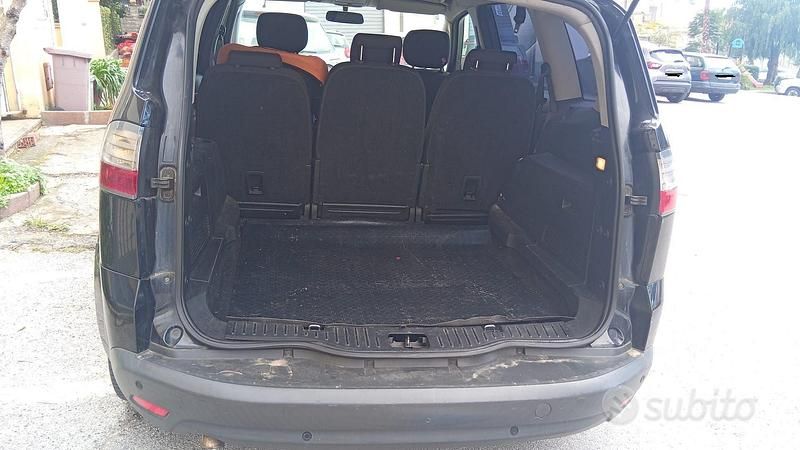 Usata Ford S-MAX S 2010 Nero Monovolume