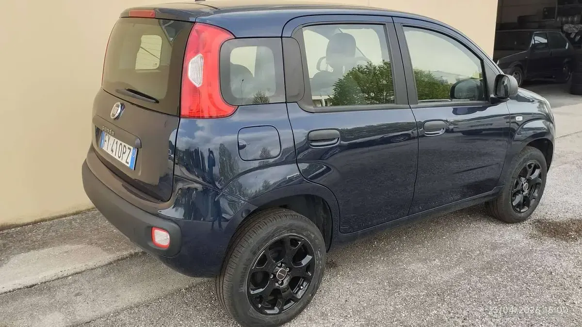Usata Fiat Panda Easy 71 CV (52 kW) 2019 Blu/azzurro Utilitaria
